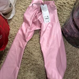 ALO Yoga Light Pink Leggings